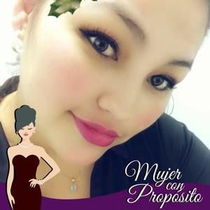 Meet your Posher, Jackeline